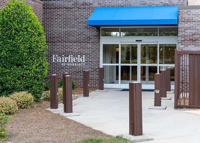 Golf hotel: Fairfield Inn & Suites By Marriott Charlotte Airport